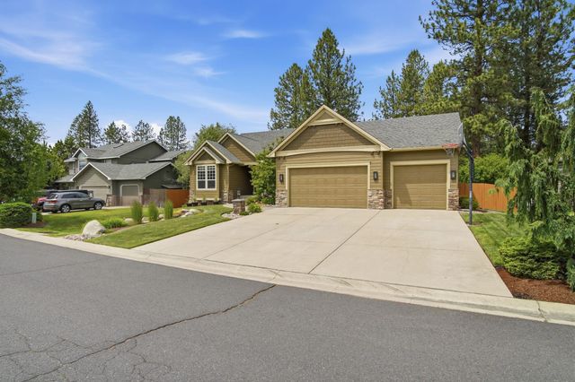 703 E Golden Rd, Spokane, WA 99208