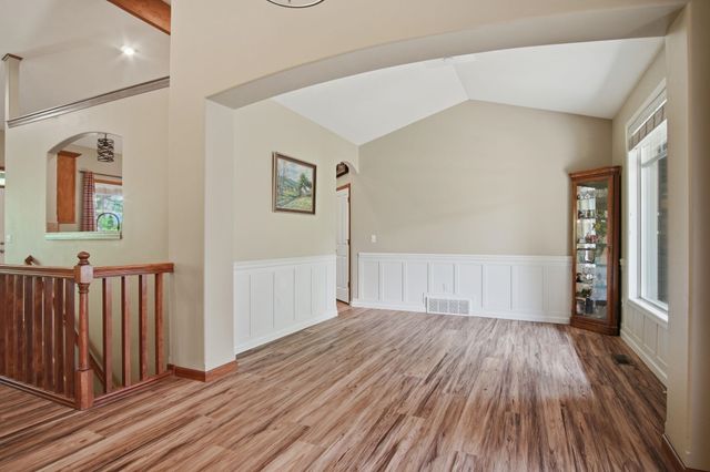 703 E Golden Rd, Spokane, WA 99208