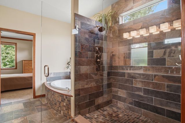 703 E Golden Rd, Spokane, WA 99208
