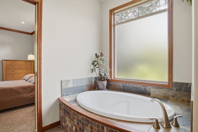 703 E Golden Rd, Spokane, WA 99208