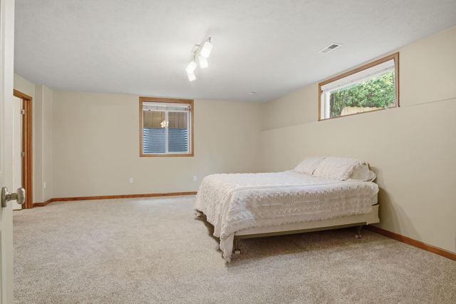 703 E Golden Rd, Spokane, WA 99208