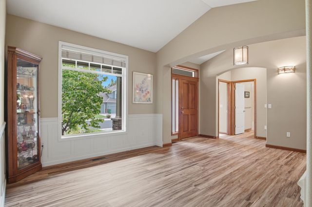 703 E Golden Rd, Spokane, WA 99208