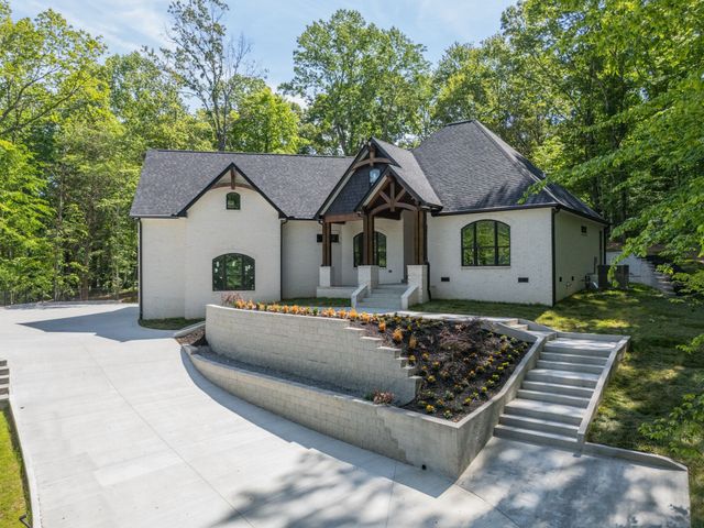 126 Dogwood Ct, Dickson, TN 37055