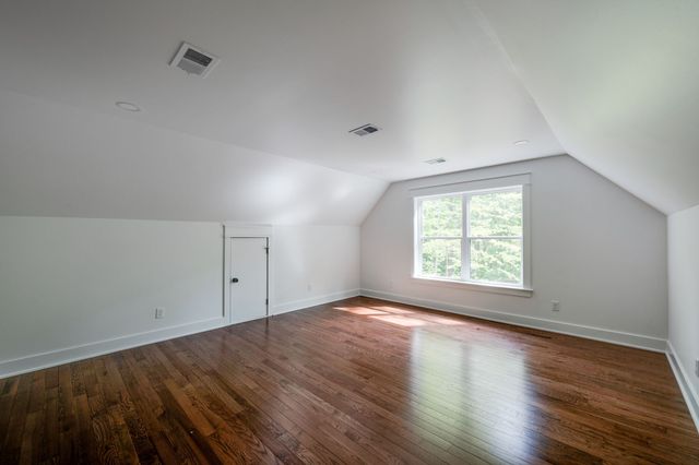 126 Dogwood Ct, Dickson, TN 37055