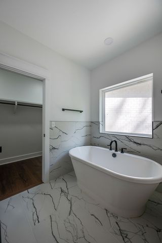 126 Dogwood Ct, Dickson, TN 37055