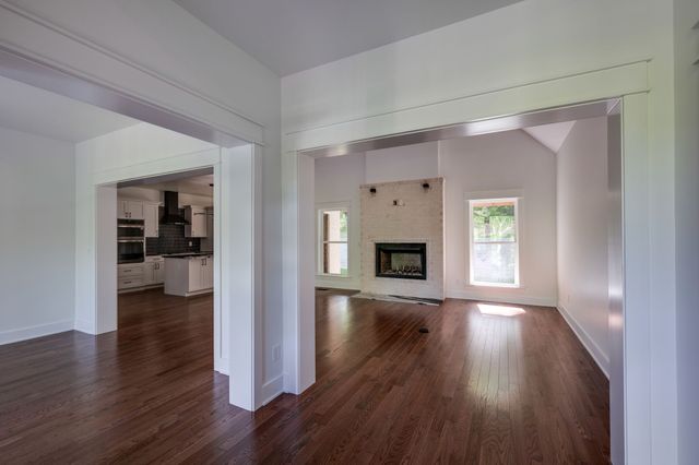 126 Dogwood Ct, Dickson, TN 37055