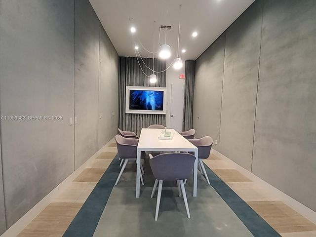 2000 Metropica Way 412, Sunrise, FL 33323