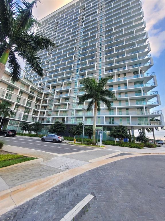 2000 Metropica Way 412, Sunrise, FL 33323