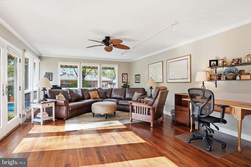 Image 14 of property listing at 28540 HOLDEN RD, Easton, MD 21601