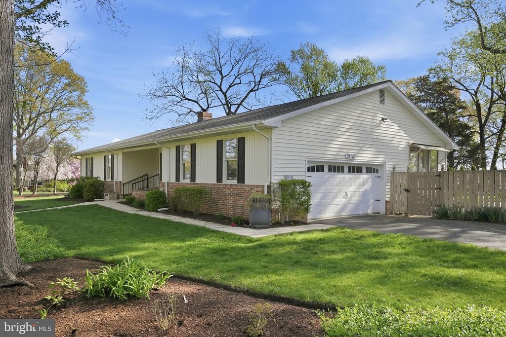 Image 3 of property listing at 28540 HOLDEN RD, Easton, MD 21601