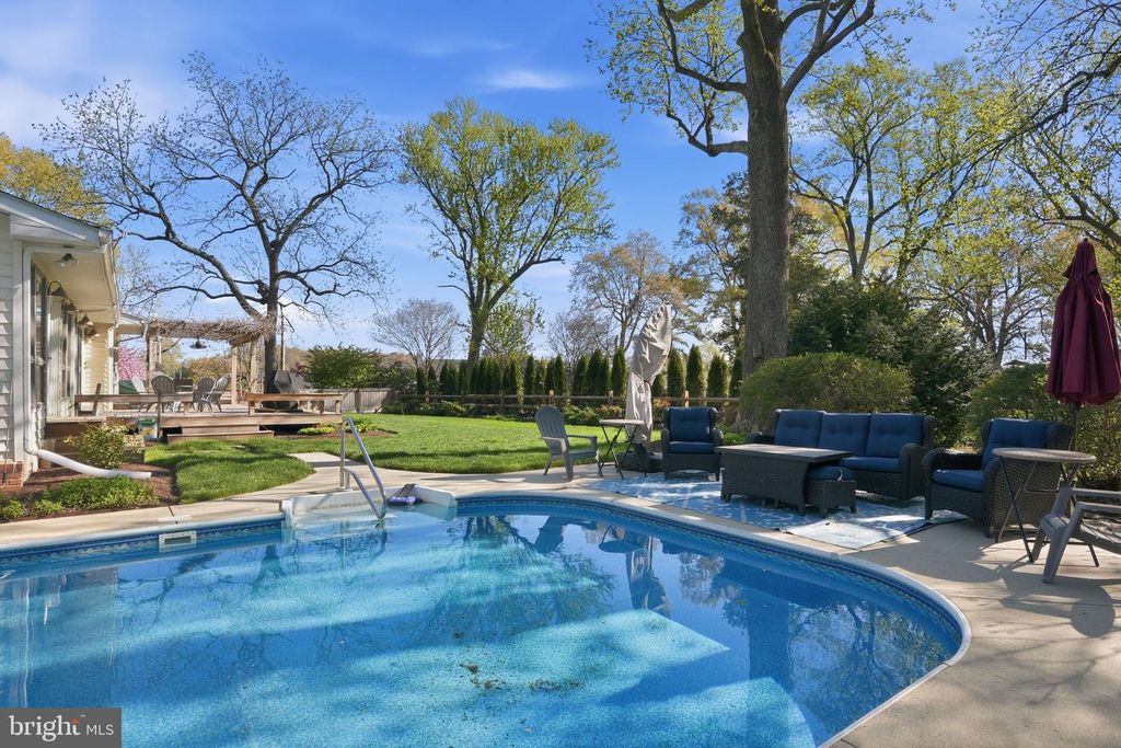 Image 32 of property listing at 28540 HOLDEN RD, Easton, MD 21601