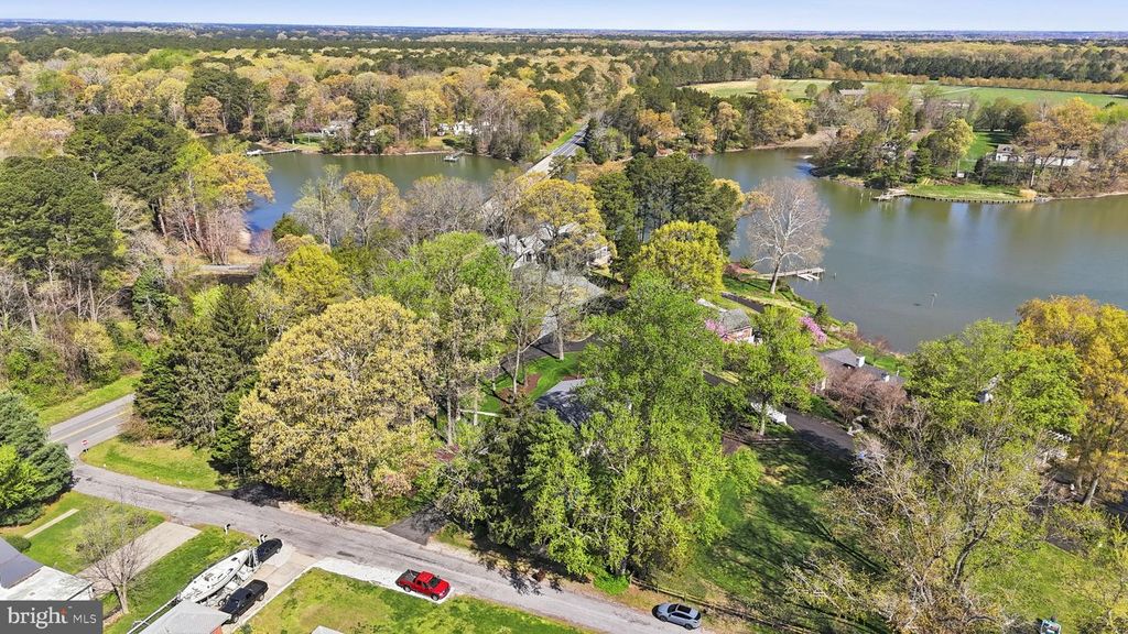 Image 43 of property listing at 28540 HOLDEN RD, Easton, MD 21601