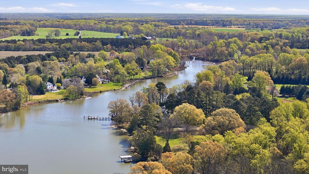 Image 46 of property listing at 28540 HOLDEN RD, Easton, MD 21601