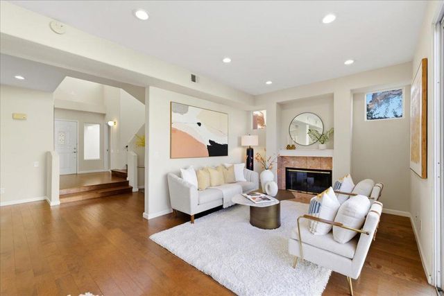 819 Lakeshore Drive, Redwood City, CA 94065