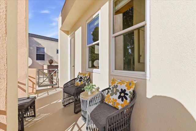 819 Lakeshore Drive, Redwood City, CA 94065