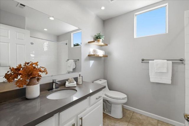 819 Lakeshore Drive, Redwood City, CA 94065