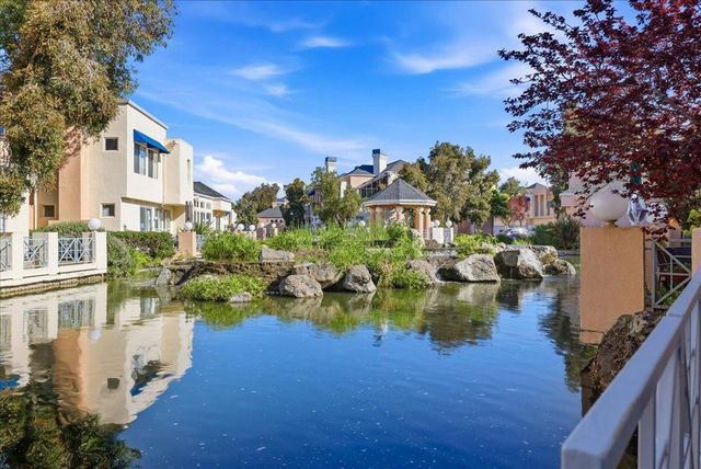 819 Lakeshore Drive, Redwood City, CA 94065