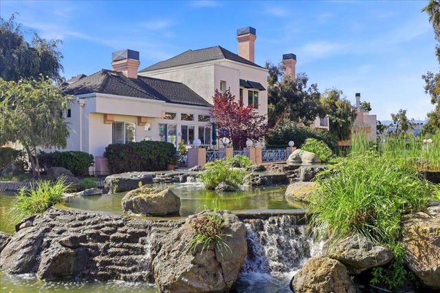 819 Lakeshore Drive, Redwood City, CA 94065