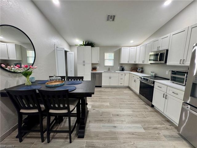 27431 Dortch AVE, Bonita Springs, FL 34135