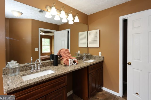 350 Wood Duck Drive, Jonesboro, GA 30238
