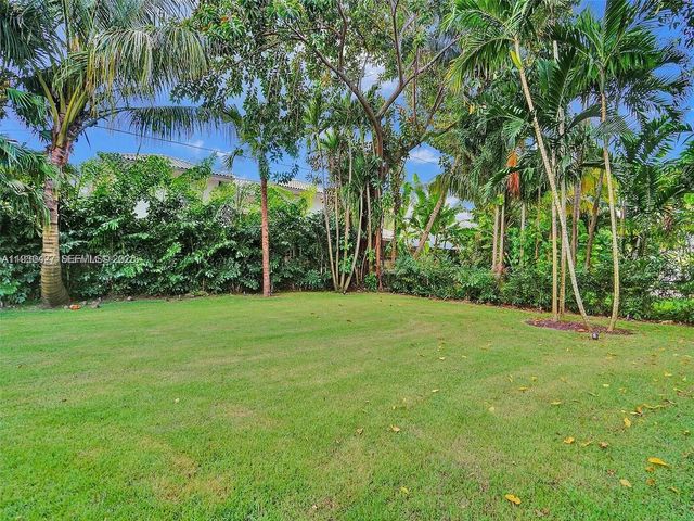 5705 SW 60th Ave NA, South Miami, FL 33143