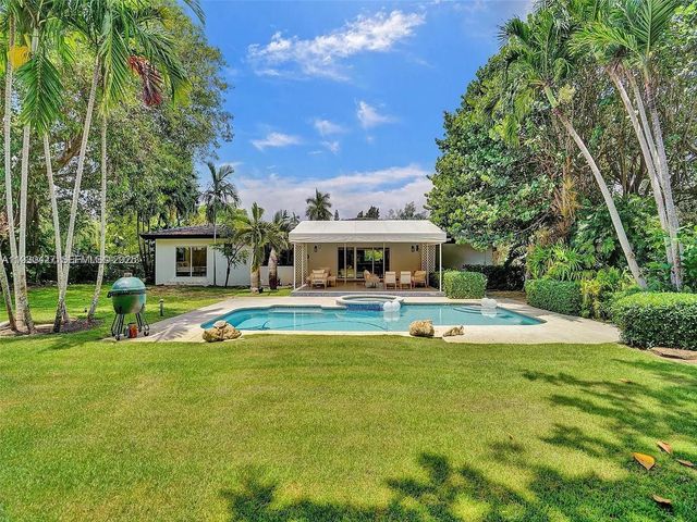 5705 SW 60th Ave NA, South Miami, FL 33143