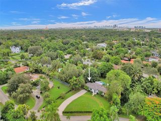 5705 SW 60th Ave NA, South Miami, FL 33143