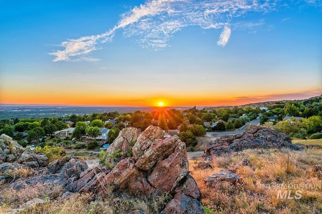 3572 E Asteroid Ct, Boise, ID 83712