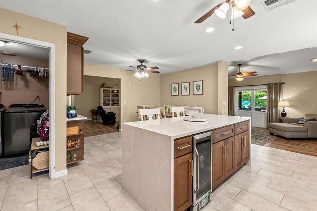 8736 LARWIN LANE, Orlando, FL 32817