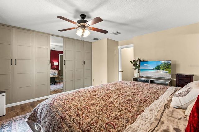 8736 LARWIN LANE, Orlando, FL 32817
