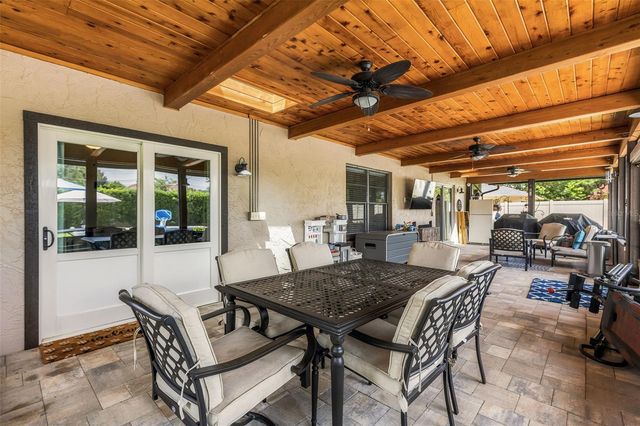 8736 LARWIN LANE, Orlando, FL 32817