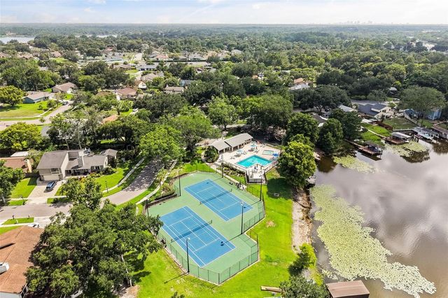 8736 LARWIN LANE, Orlando, FL 32817