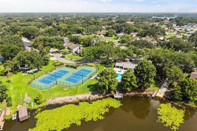 8736 LARWIN LANE, Orlando, FL 32817