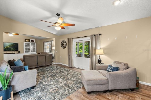 8736 LARWIN LANE, Orlando, FL 32817