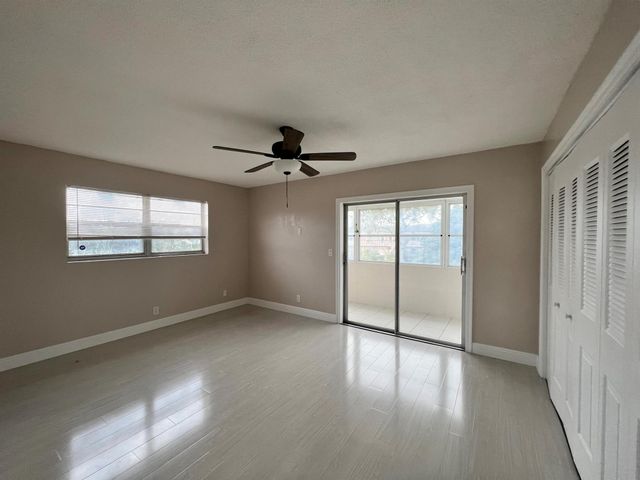 18 Andover A, West Palm Beach, FL 33417