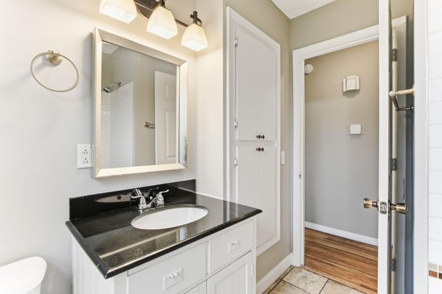 4942 Penn Avenue N, Minneapolis, MN 55430