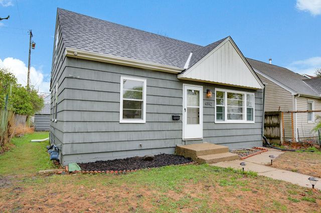 4942 Penn Avenue N, Minneapolis, MN 55430
