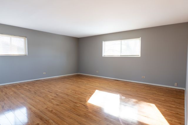 71 CAMBRIDGE Lane, Glendale Heights, IL 60139