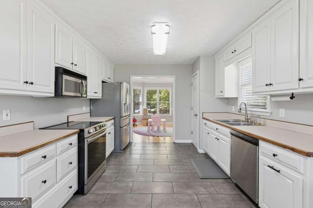 135 Chimney Way, Fairmount, GA 30139