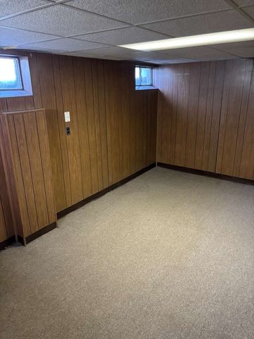 38 Cora Ave, Chicopee, MA 01013