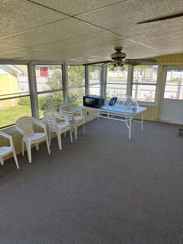 38 Cora Ave, Chicopee, MA 01013
