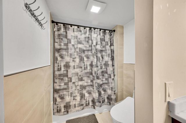 21207 Lago Circle, Boca Raton, FL 33433
