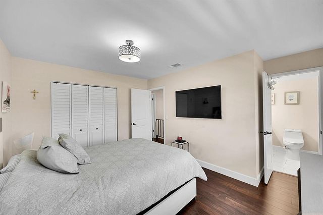 21207 Lago Circle, Boca Raton, FL 33433
