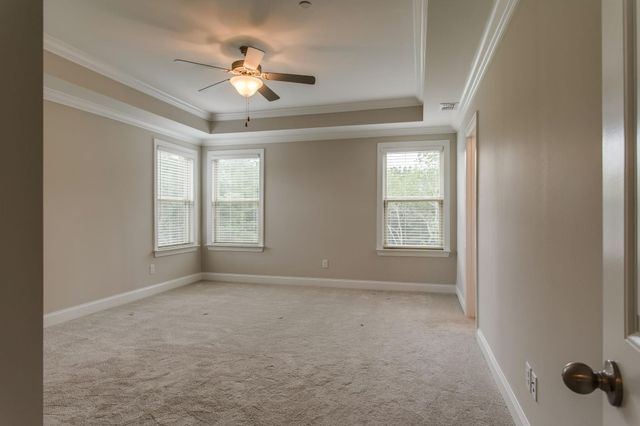 8046 Warren Dr, Nolensville, TN 37135