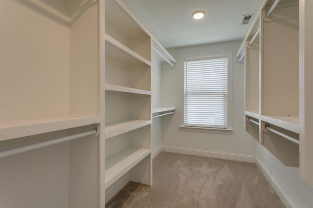 8046 Warren Dr, Nolensville, TN 37135