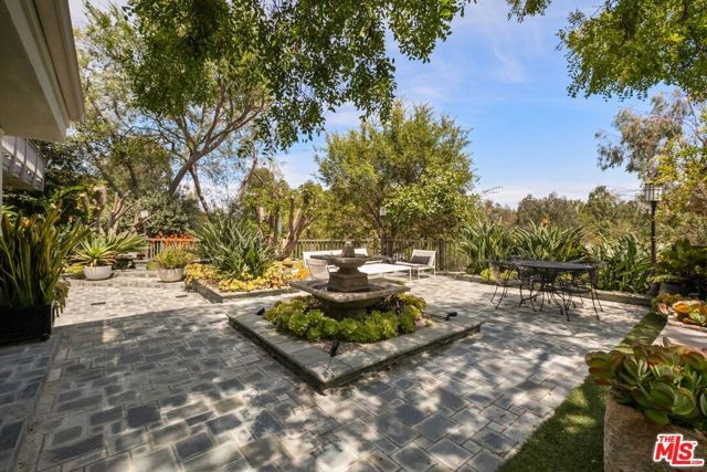 7770 Firenze Avenue, Los Angeles, CA 90046