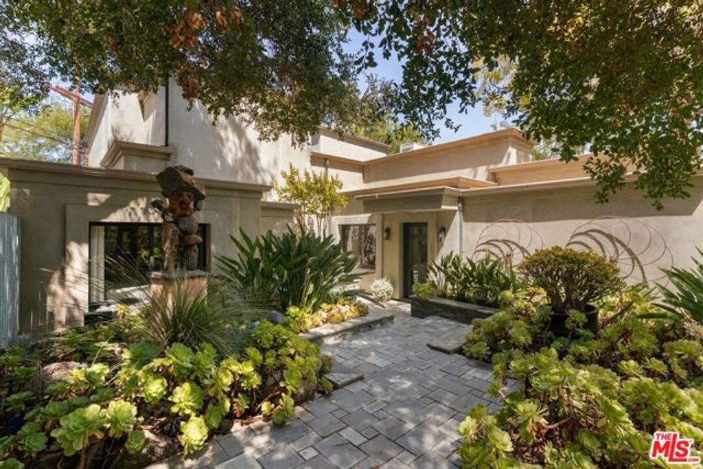 7770 Firenze Avenue, Los Angeles, CA 90046