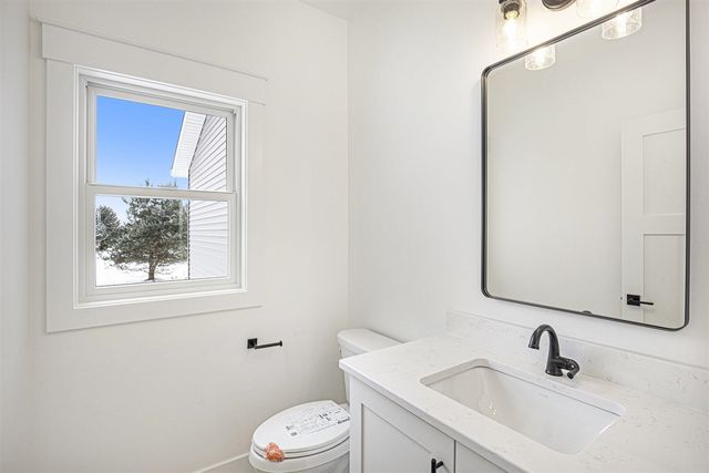 10188 Whitneyville Avenue, Alto, MI 49302