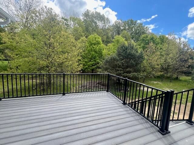 10188 Whitneyville Avenue, Alto, MI 49302