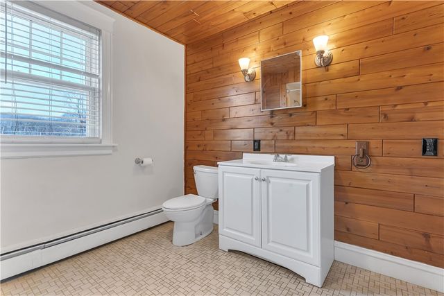 19 Sherwood Avenue, North Providence, RI 02911